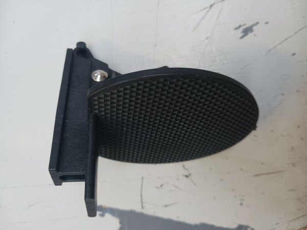 Rainbow Single footpad + latch