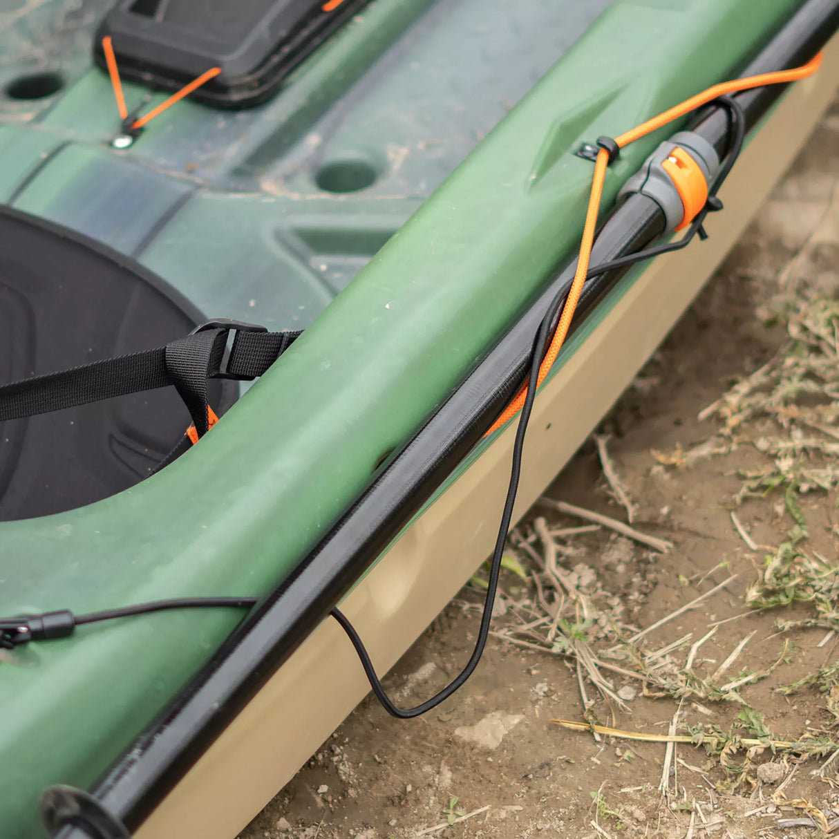 Pelican bungee paddle leash